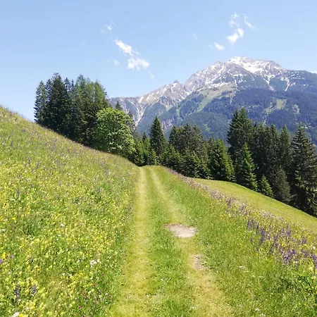 Haus Heel Apartamento Bach (Tyrol)