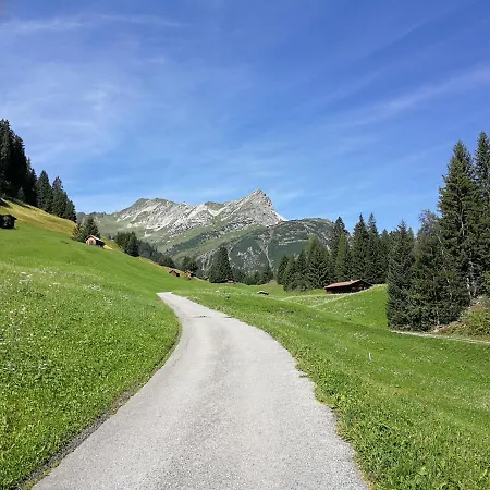 Haus Heel * Bach (Tyrol)